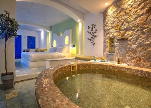 Suită, lună de miere, vedere la calderă, cadă spa