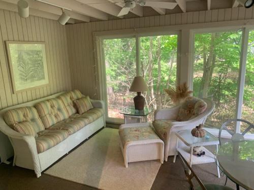 Whittier Cottage in Douglas, USA