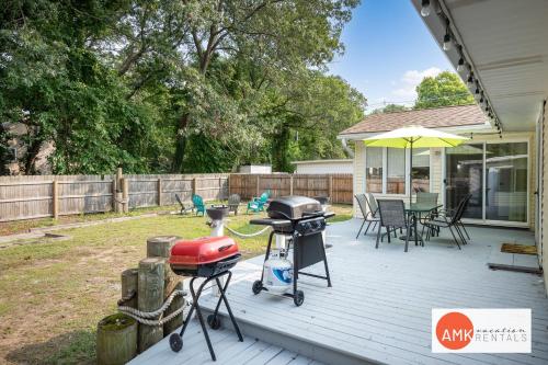 Leisure Cottage - Minutes from the Beach in Holland, USA