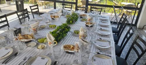 556053565 Hotel Danini