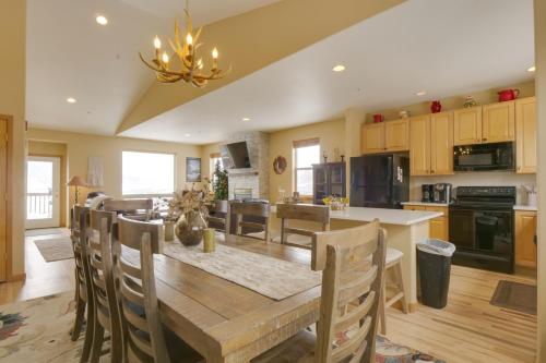 Prospector Point by Great Western Lodging in Silverthorne, USA