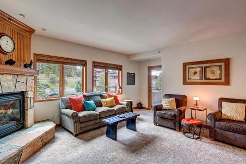 Riverbend Lodge 102 by Great Western Lodging in Breckenridge, USA