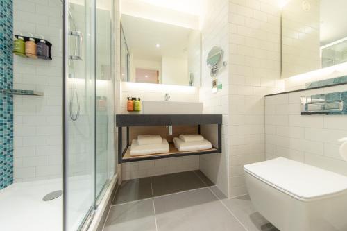556056017 Holiday Inn Blackpool by IHG