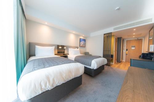 556056590 Holiday Inn Blackpool by IHG