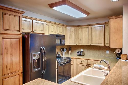 Riverbend Lodge 113 by Great Western Lodging in Breckenridge, USA