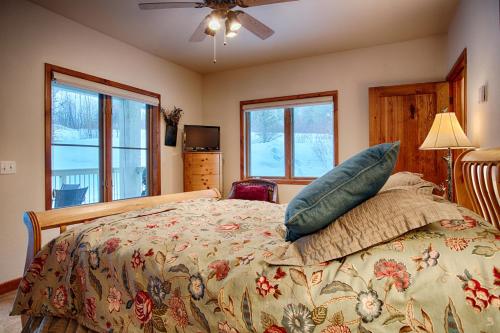 Riverbend Lodge 113 by Great Western Lodging in Breckenridge, USA