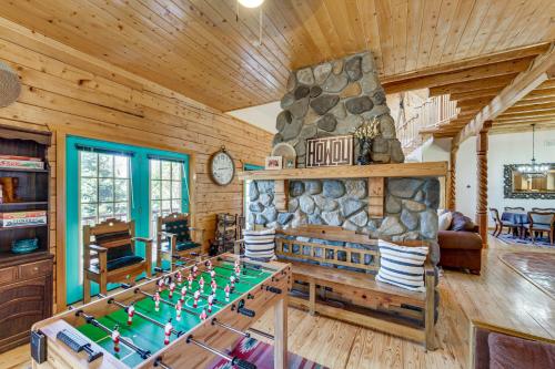 Spacious Angel Fire Cabin with Mtn Views and Fire Pit in Angel Fire, USA