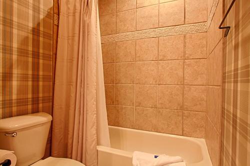 Riverbend Lodge 307 by Great Western Lodging in Breckenridge, USA
