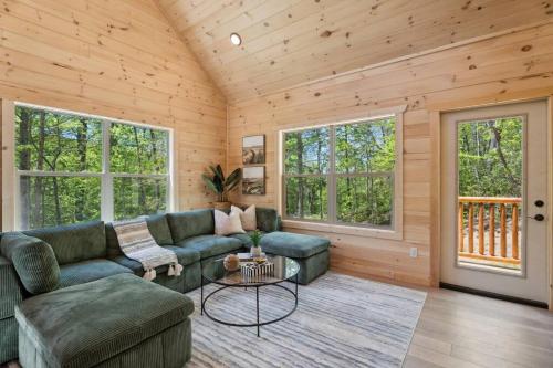 Baby Bear Den in Pittman Center