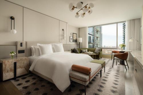 Four Seasons Hotel