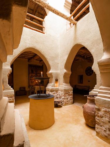 Iekārtas, Kasbah Tebi in Aitbenhado