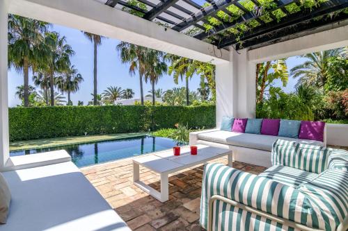 ทัศนียภาพ, Villa Alegria estilo Mediterraneo -Finca Cortesin in บาเอีย เด กาซาเรส