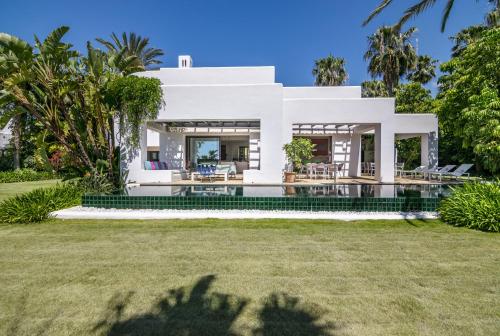 ทัศนียภาพภายนอกโรงแรม, Villa Alegria estilo Mediterraneo -Finca Cortesin in บาเอีย เด กาซาเรส