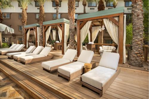 Svømmebasseng, Silverton Hotel & Casino in Sør for The Strip