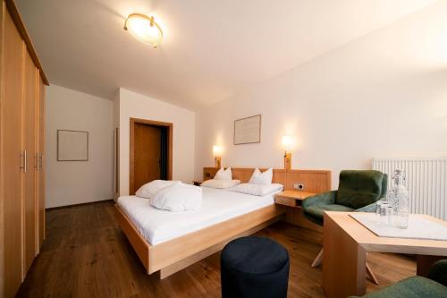 Landhotel Schütterbad - image 8