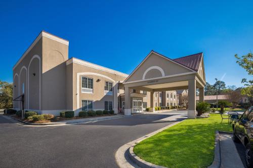 Red Roof Inn & Suites Albany, GA