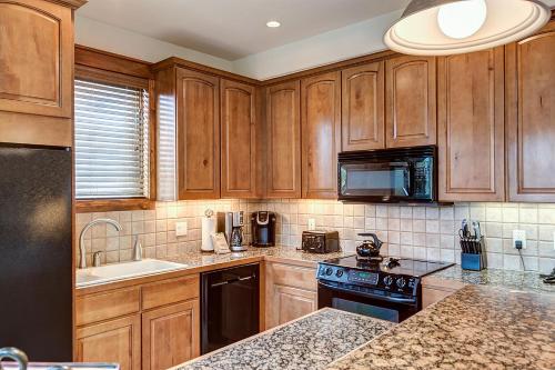 Saddlewood 34 by Great Western Lodging in Breckenridge, USA