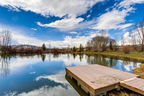 Riverfront Cabin, 4 Mi to Granby Ranch, Granby (fotografie 9)