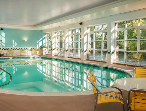 Fairfield Inn & Suites by Marriott Williamsburg - image 12