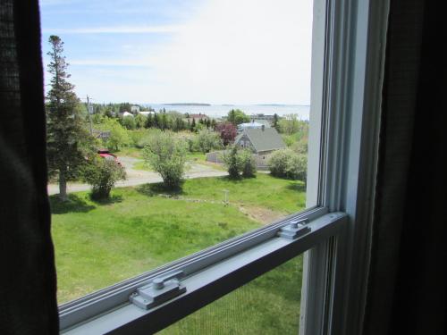 Skats, Marathon Hotel in North Head (NB)