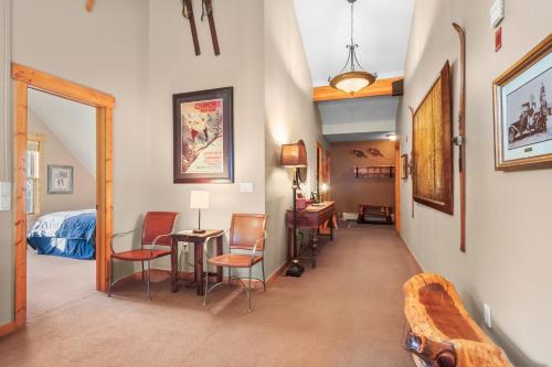 Tenderfoot 2670 by Great Western Lodging in Keystone, USA