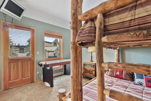 The Pines 53 by Great Western Lodging in Breckenridge, USA