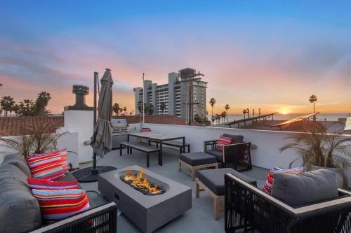 Ocean View Gem with Rooftop Deck and Hot Tub