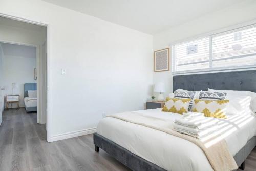 Enjoy Alhambra Night Life at 2BR Apt in Alhambra, USA