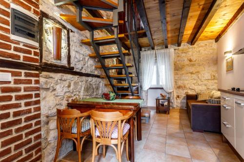 Luxury apartament Laz 2
