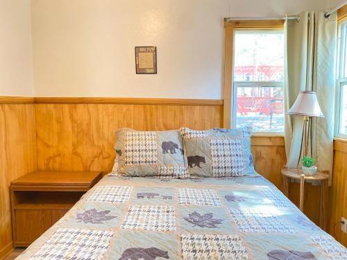 Queen Suite image 6