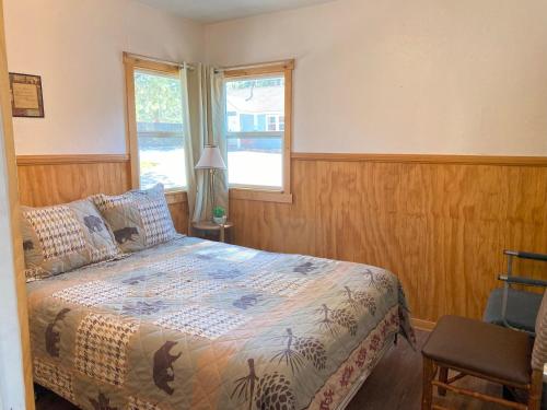 Queen Suite image 7