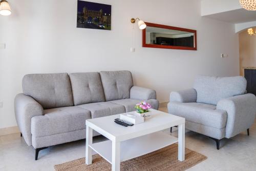 Two-Bedroom Apartment image 3