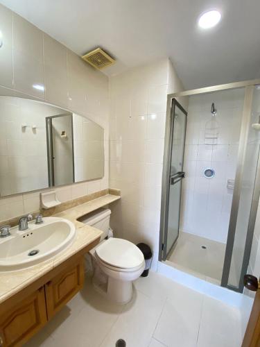 Apartment image 2