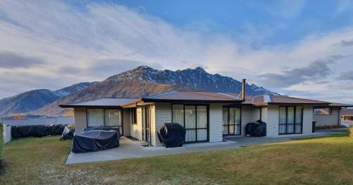 Private Home in Beautiful Alpine Setting
