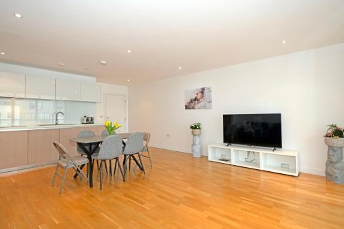 Two-Bedroom Flat Chiswick