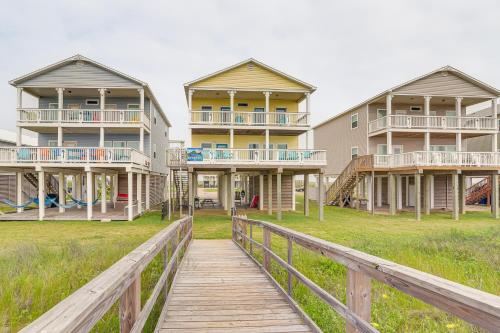 2 Decks, Patio and Views Beachfront Texas Retreat, Surfside Beach (zdjęcie 2)