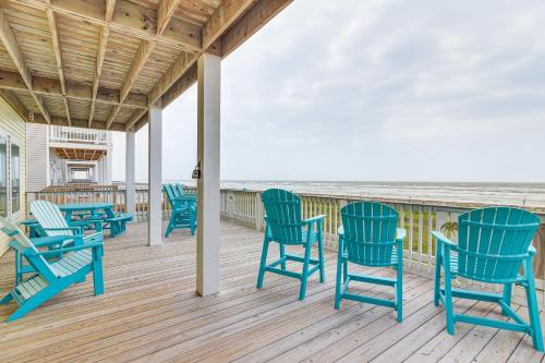 Beachfront Retreat with 2 Decks, Patio and Views!