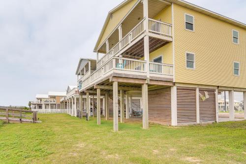 Beachfront Retreat with 2 Decks, Patio and Views!