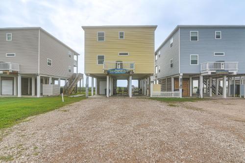 Beachfront Retreat with 2 Decks, Patio and Views!