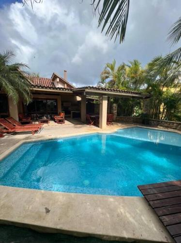 시설, VILLA EN MORROCOY in 투카카스