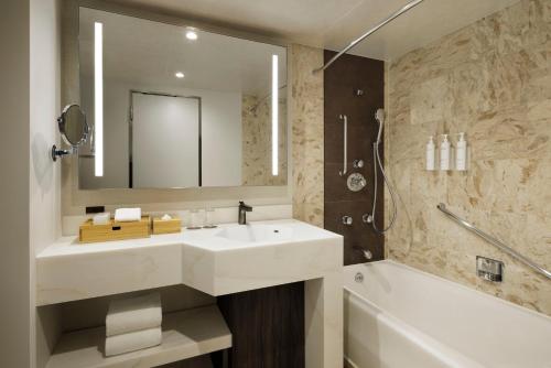 Courtyard by Marriott Tokyo Ginza Hotel, Tokio (foto 10)