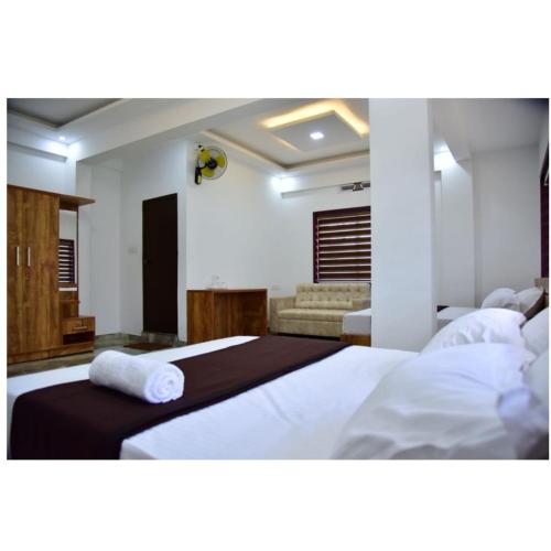 Lavilla inn rooms and dormitory wayanad in ปาราลิกุนนู
