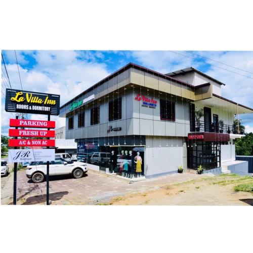 Lavilla inn rooms and dormitory wayanad in ปาราลิกุนนู