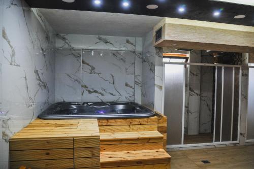 جاكوزي, Zlatibor Argonath Relax&Spa in Rasadnik