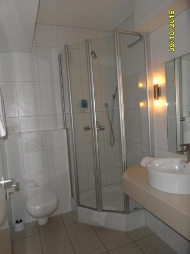 Wiking Hotel - image 8