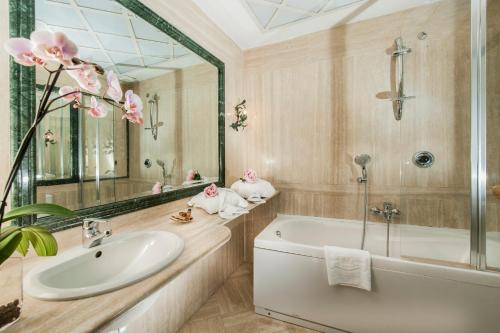 Antico Albergo del Sole al Pantheon, Rome (photo 4)