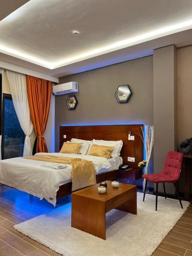 SKY KENAKO HOTEL in Крібі