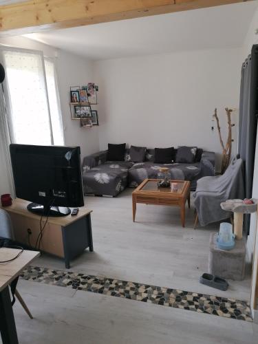 Seadmed, Bougard LE COCTEAU in Yvre-l'Eveque