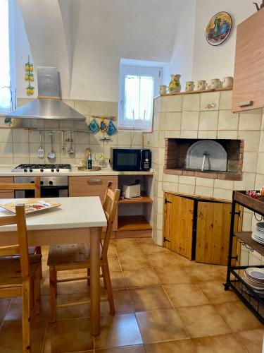  Mena Holiday House in Sant'Agnello