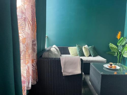 APPART SPA 20 MIN port croisière et aéroport (APPART SPA 20 MIN port croisiere et aeroport) in ซานต์ โรเซ